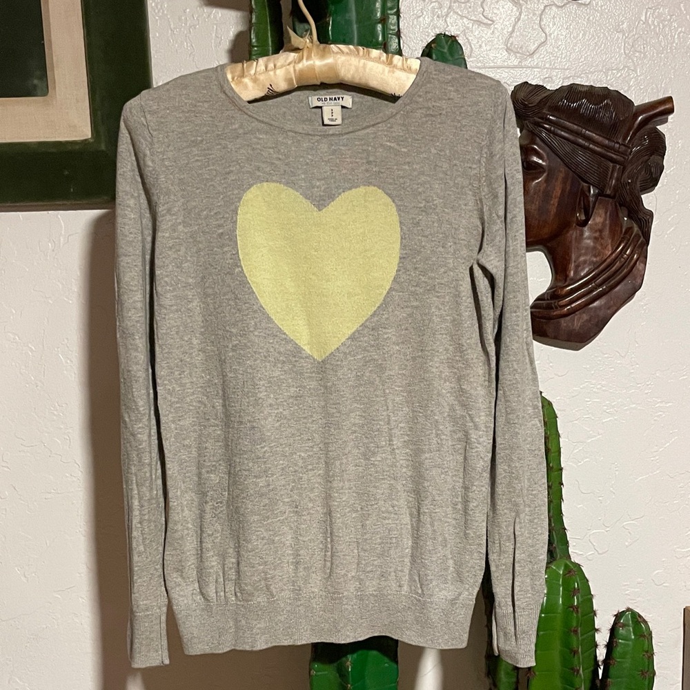 Old Navy Heart Sweater Spring 2013 Size S